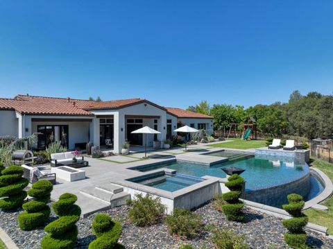5335 Barton Road Loomis CA 95650