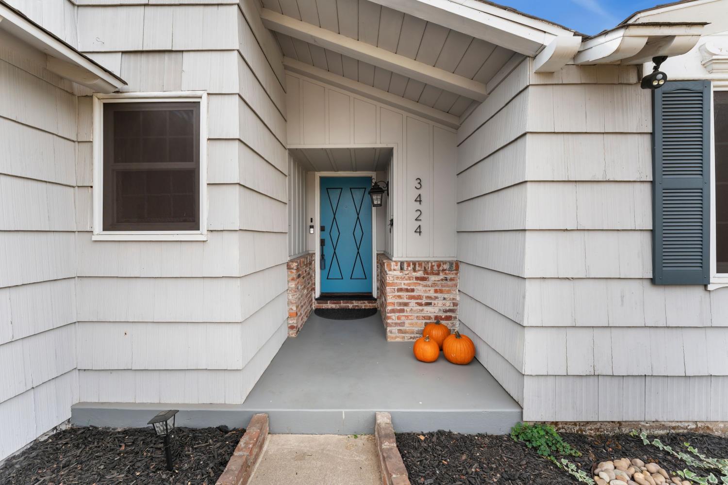 3424 Kentfield Drive