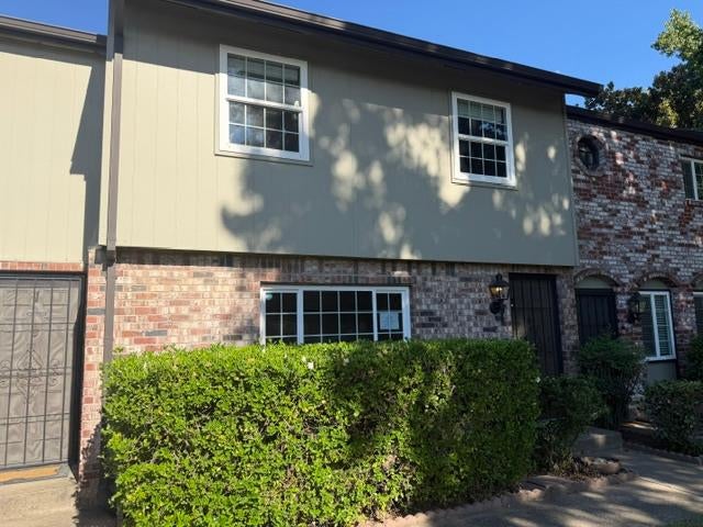 1920 Benita Drive 2