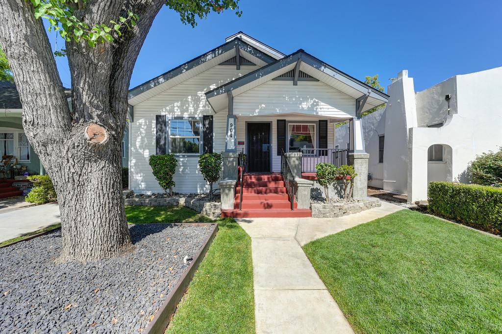 904 33rd Street