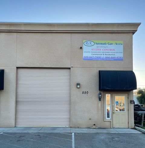 550 S Sierra Avenue Oakdale CA 95361