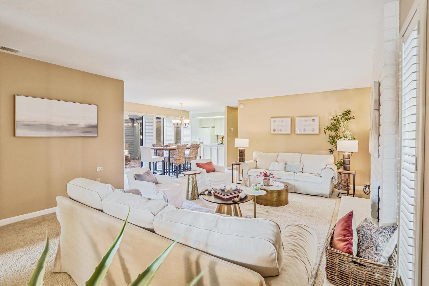 2240 University Avenue