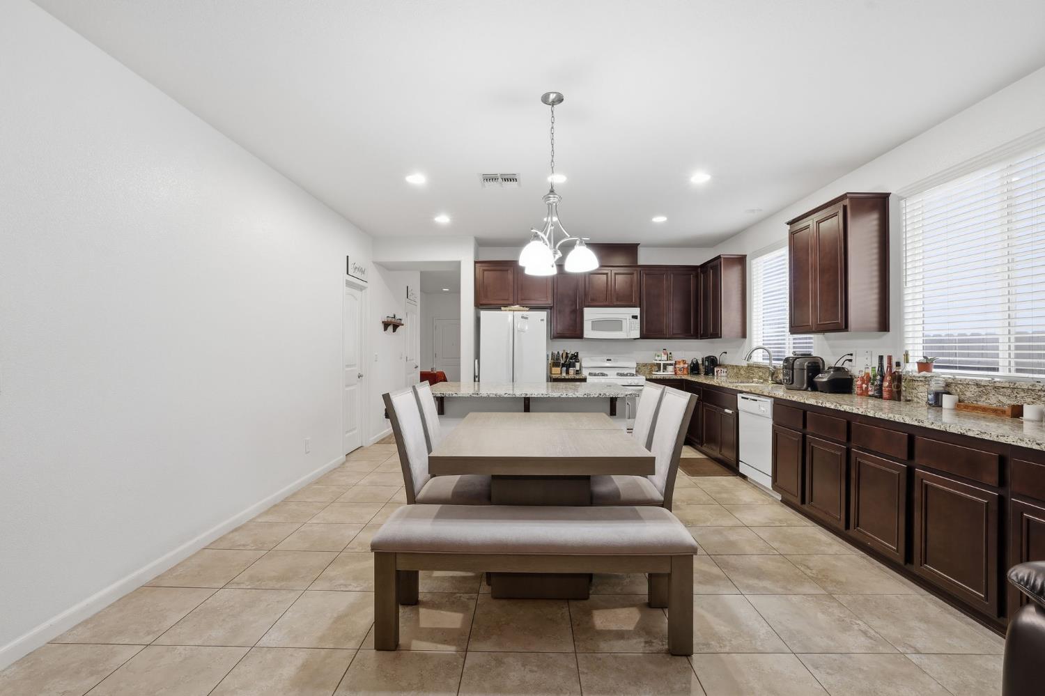 8731 Summer Sun Way