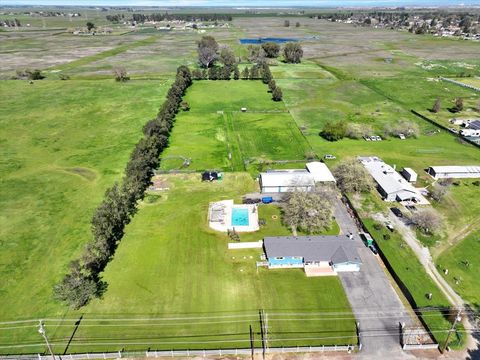 1741 U Street Rio Linda CA 95673