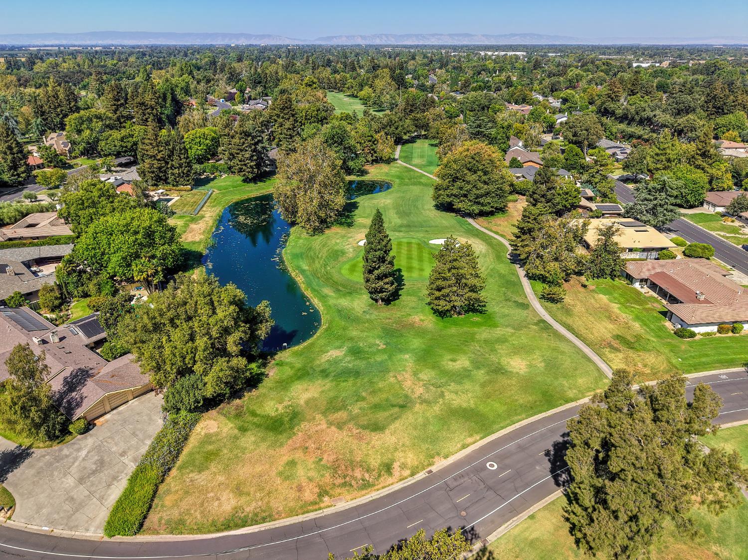 2 Country Club Drive