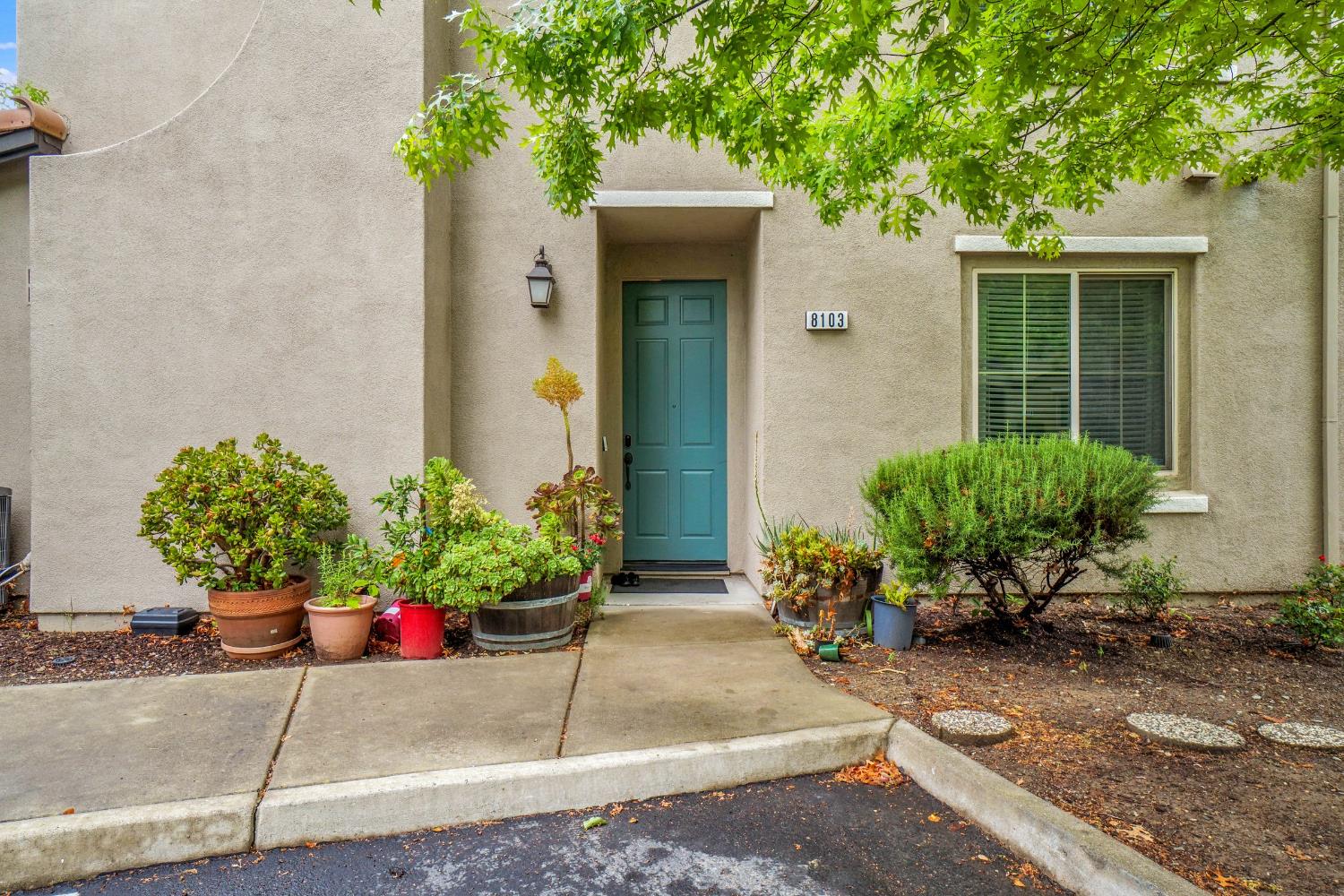 5301 E Commerce Way 8103