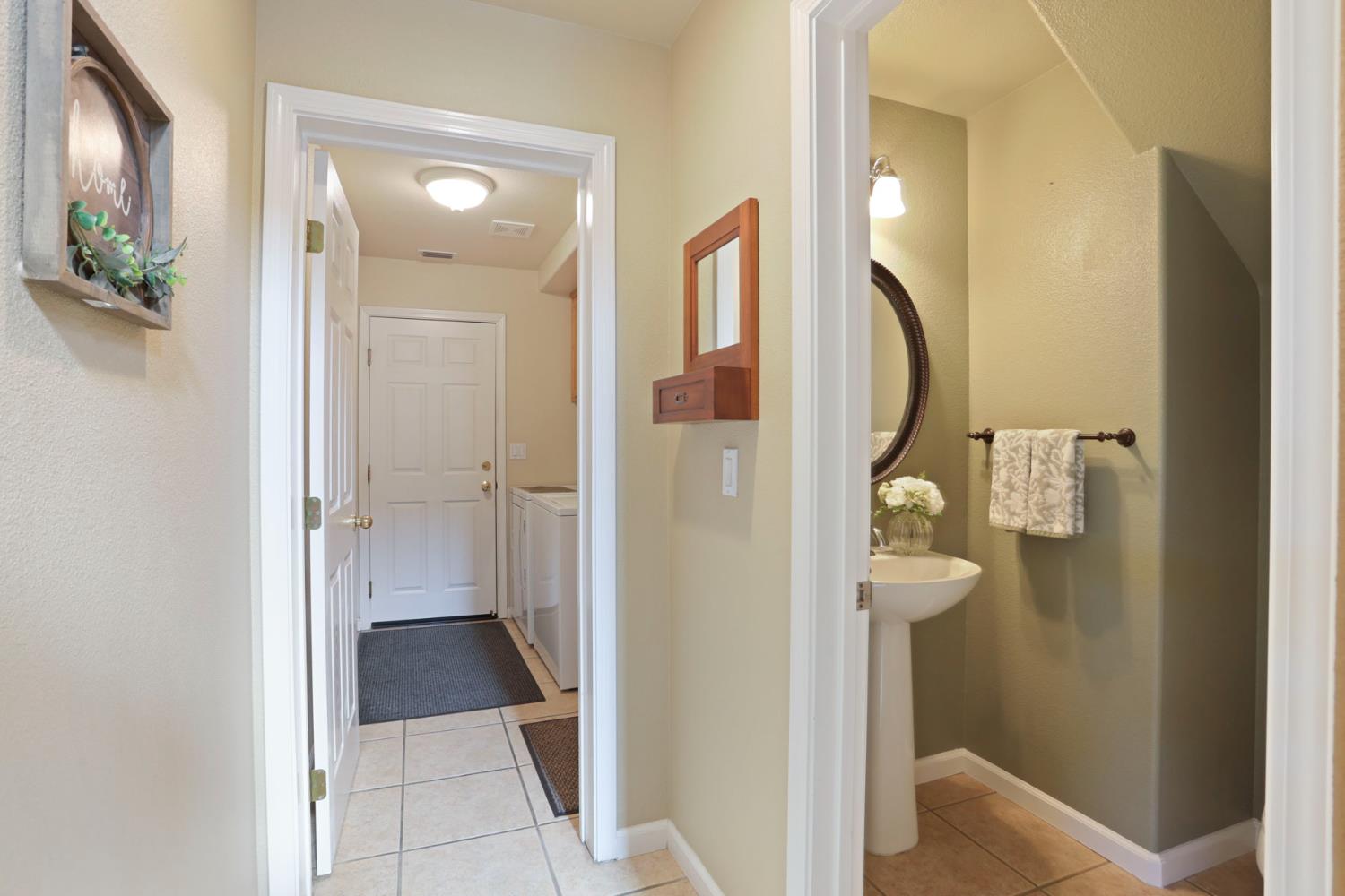 2107 Golden Leaf Lane
