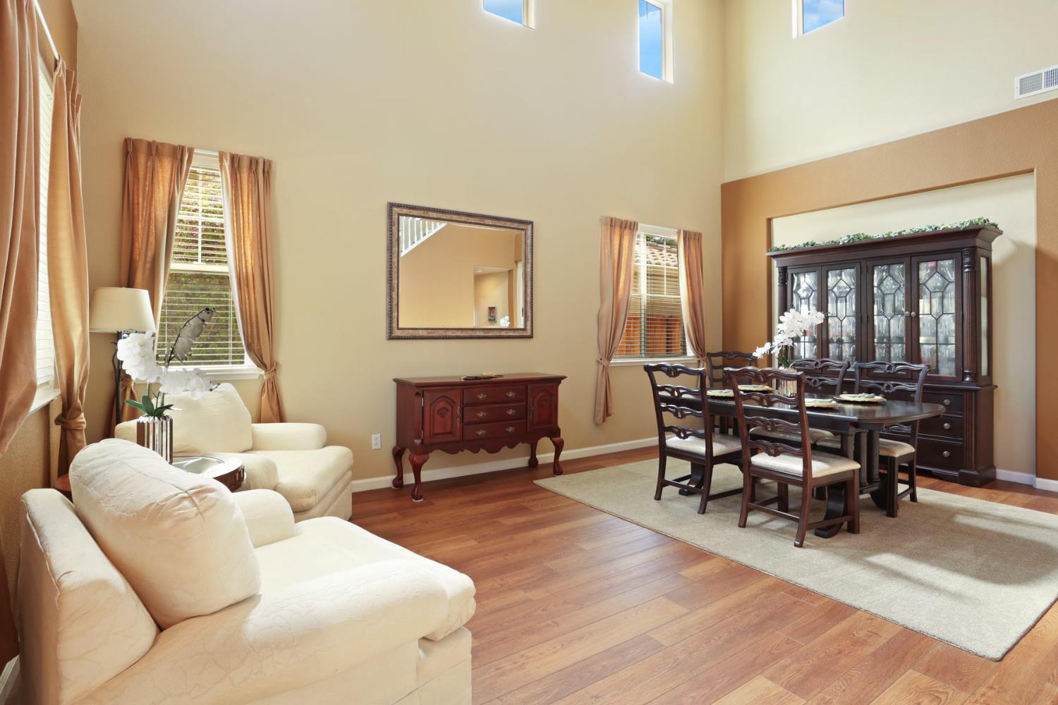 2107 Golden Leaf Lane