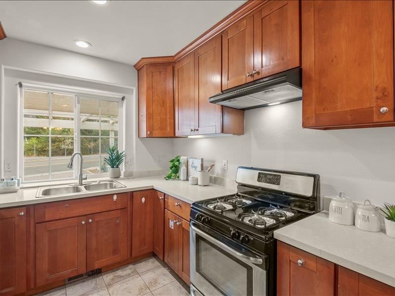 15683 Liberty Street