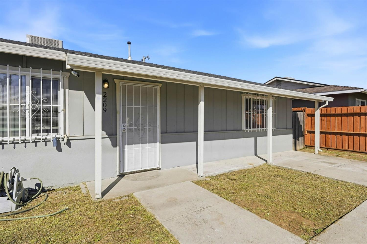 2209 Meadowview Road