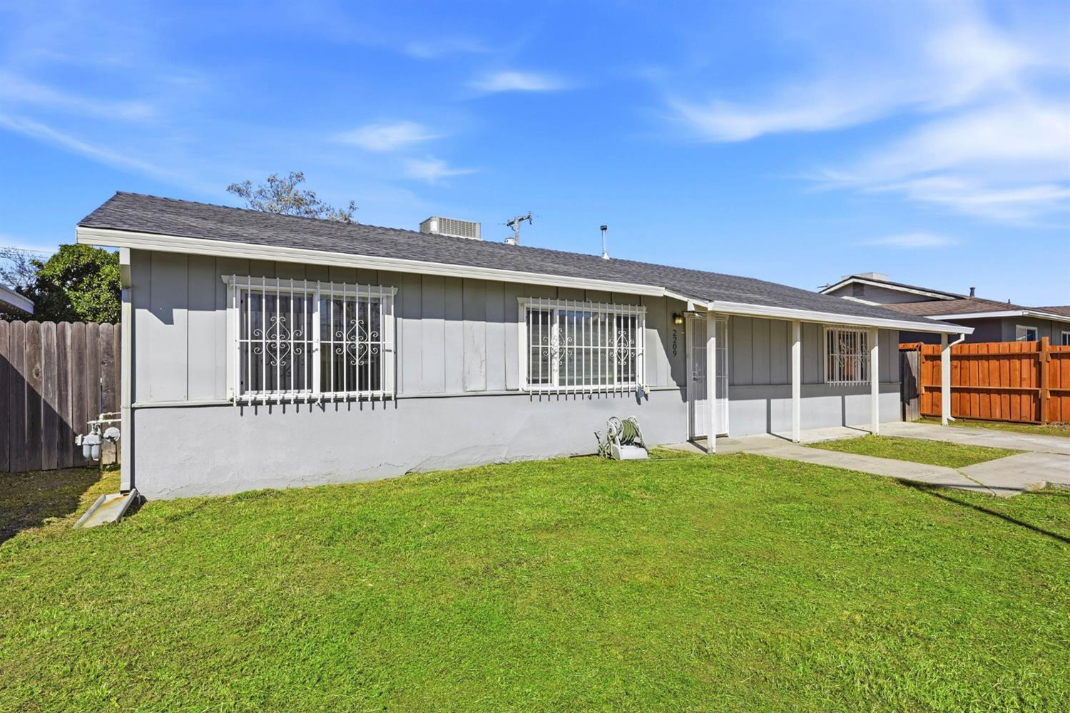 2209 Meadowview Road