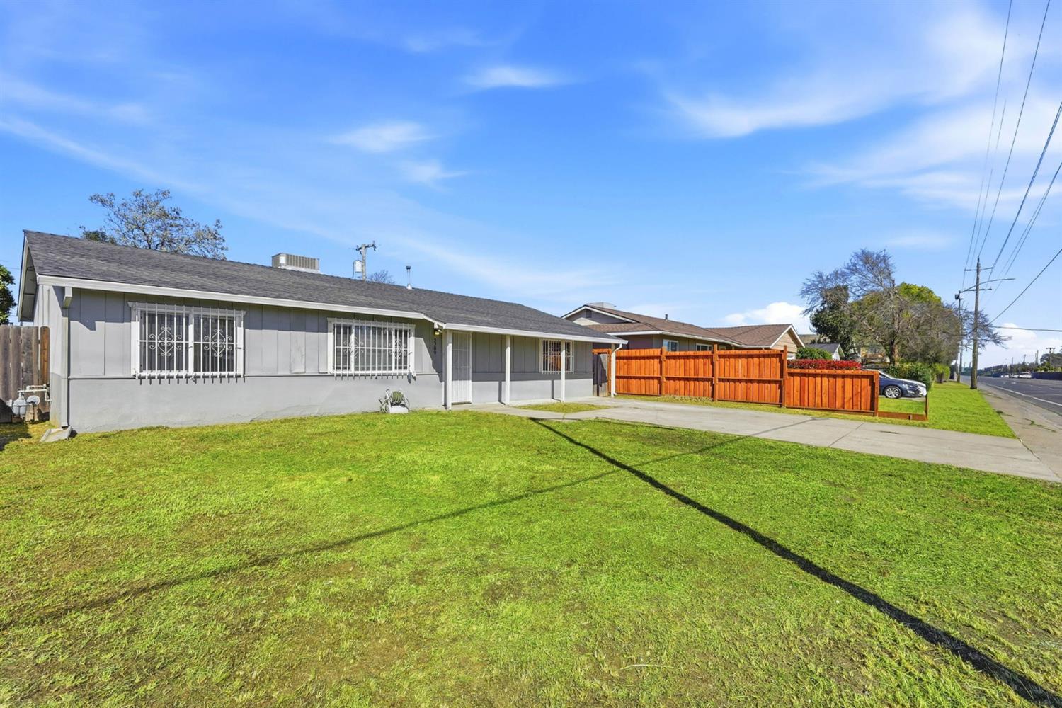 2209 Meadowview Road