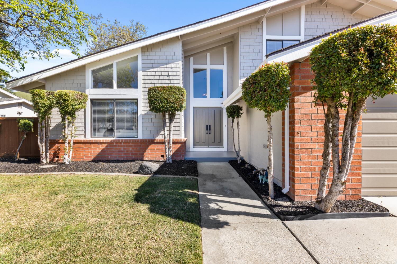 38651 Chrisholm Place