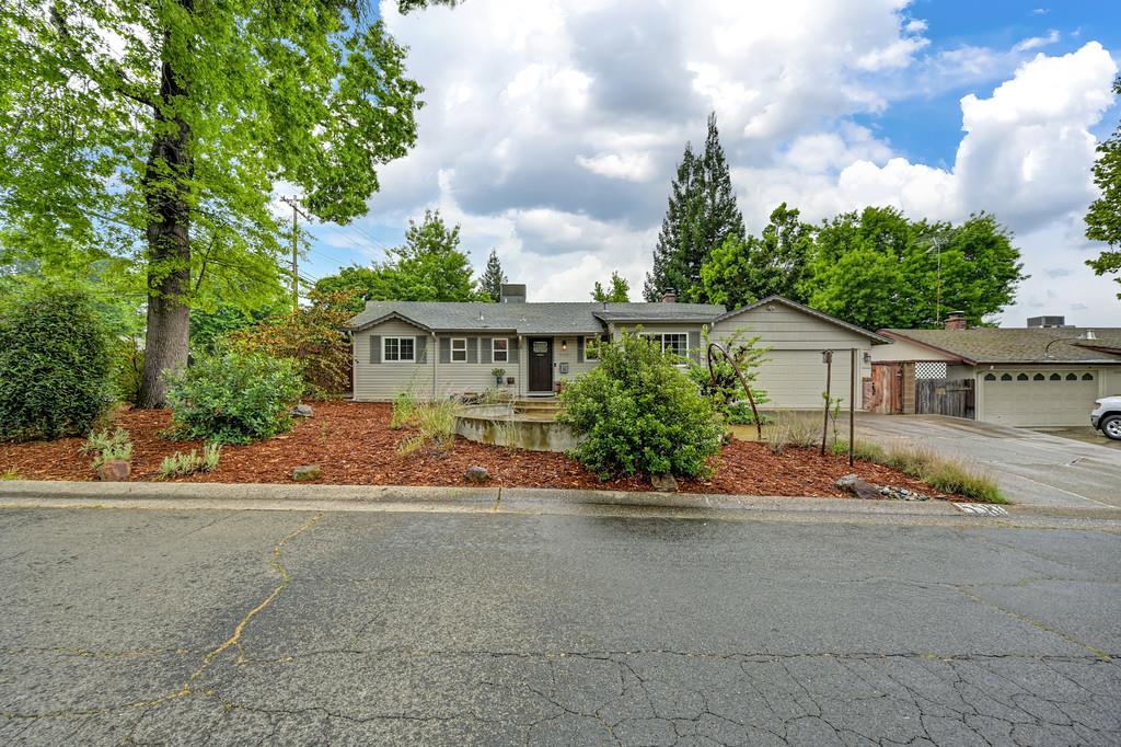 5581 Turnbull Circle