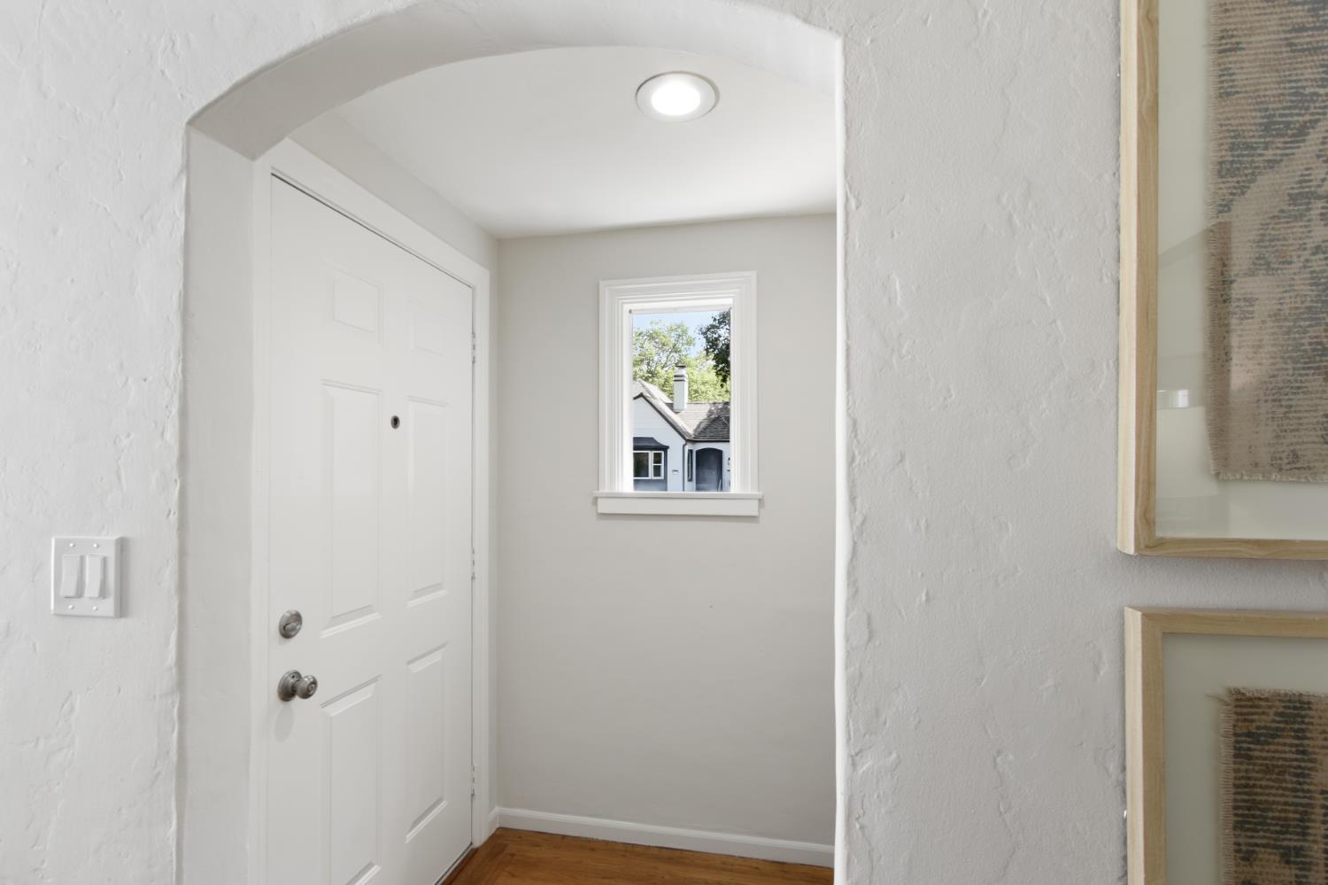 2728 Harkness Street