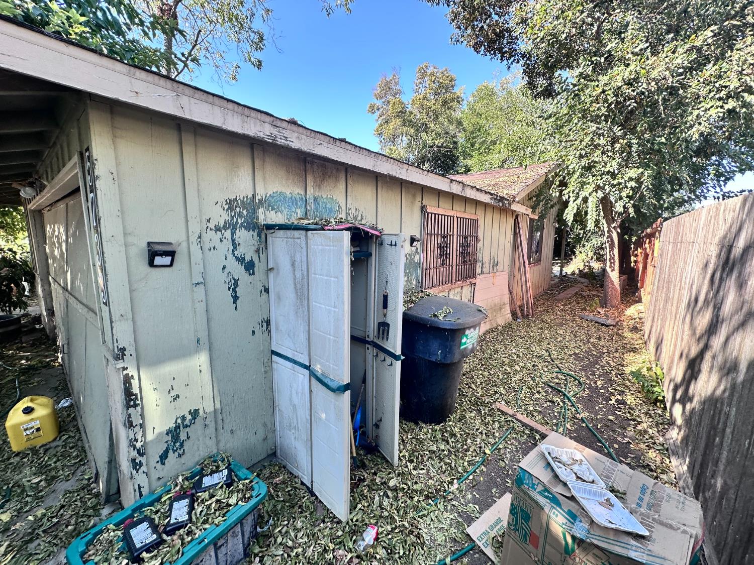 5733 La Field Drive
