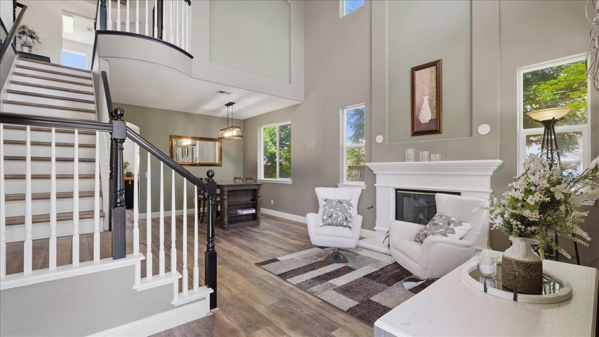 6070 Orchard View Drive