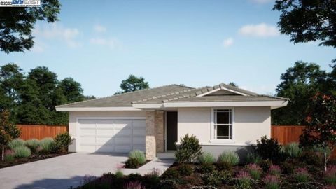 MLS: 225044003