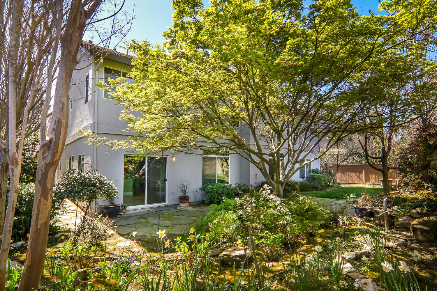 11939 Old Eureka Way