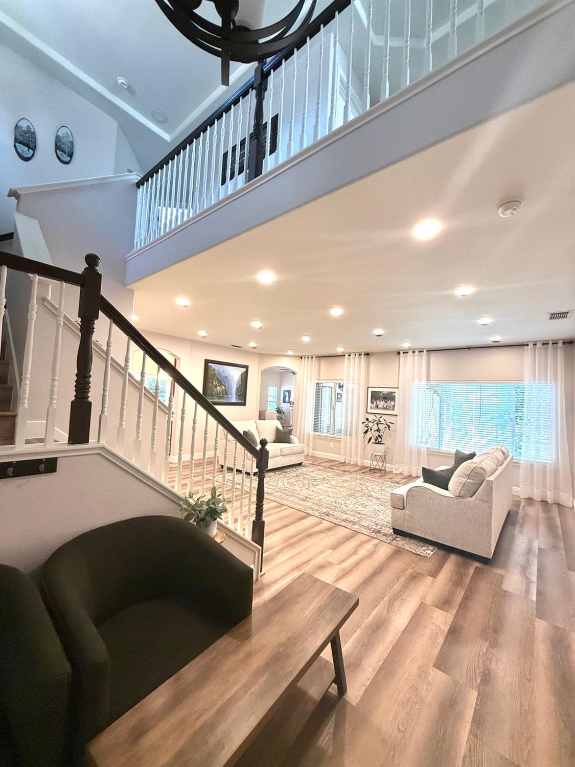 11708 Azalea Garden Way