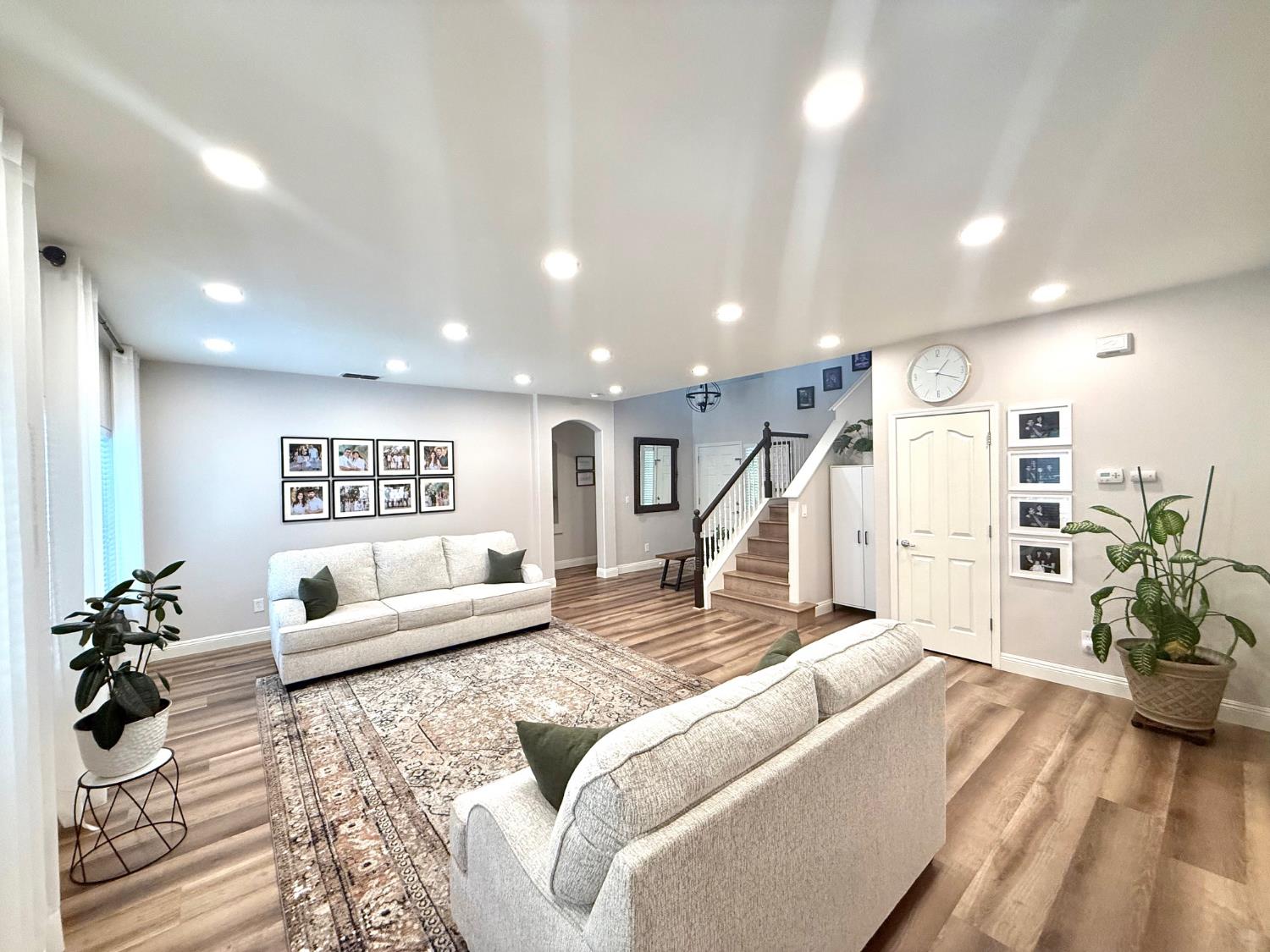 11708 Azalea Garden Way