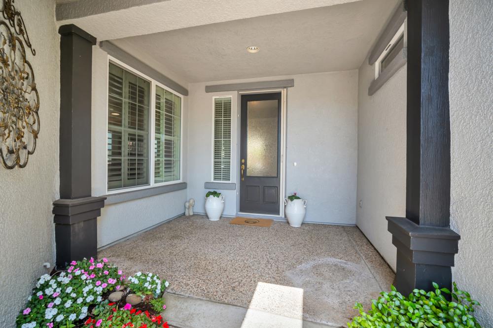 2234 Longspur Loop