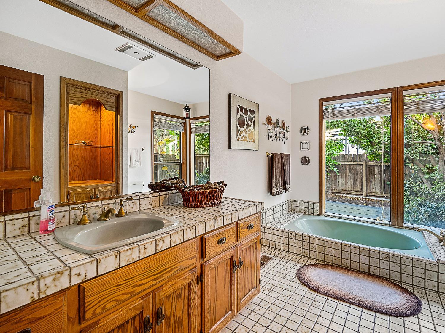 Stockton, California 95212, United States, 5 Bedrooms Bedrooms, ,3 BathroomsBathrooms,Residential,Active,191168