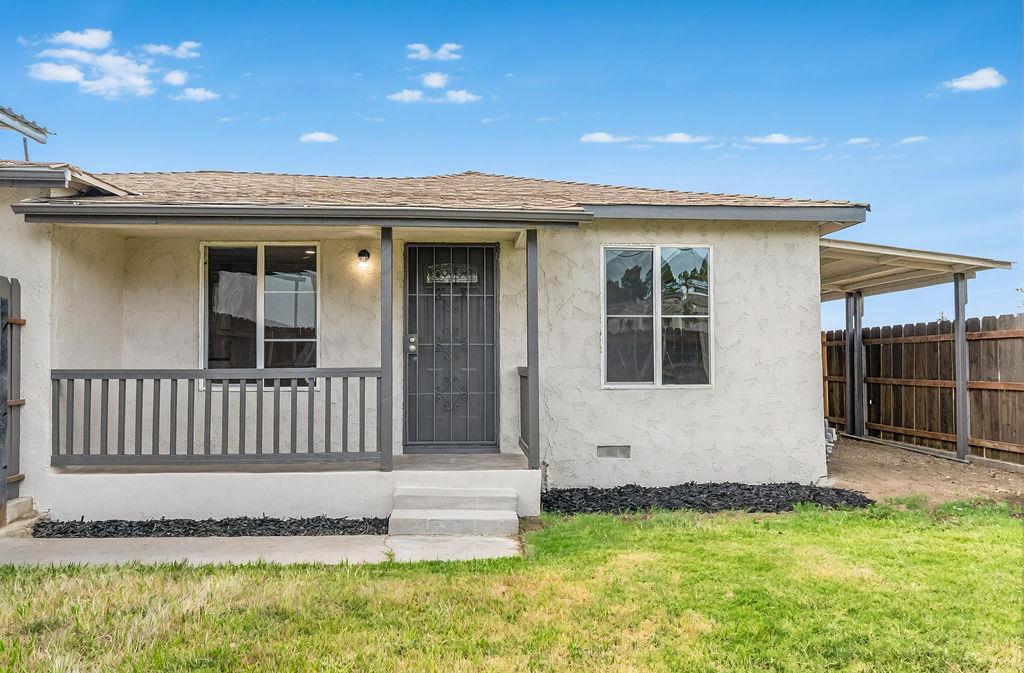 942 W Childs Avenue - Photo 2