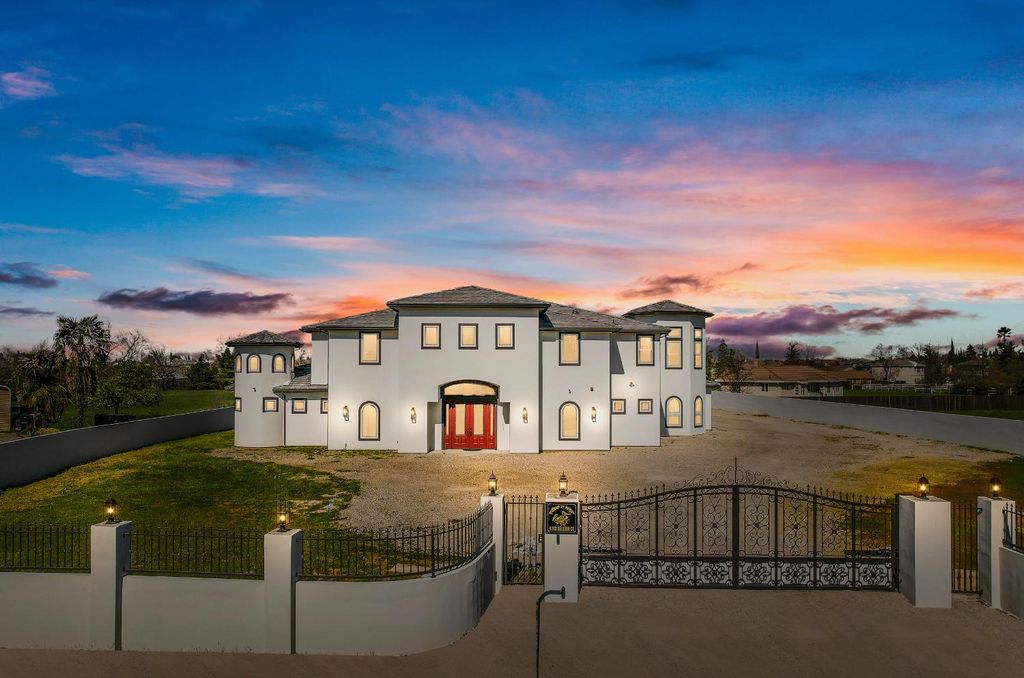 Photo of 9013 Deleon Court, Elk Grove, CA 95624 (MLS # 226017639)