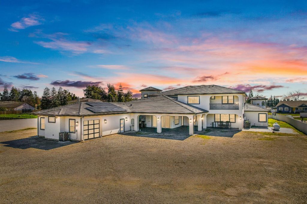 Photo of 9013 Deleon Court, Elk Grove, CA 95624 (MLS # 226017639)