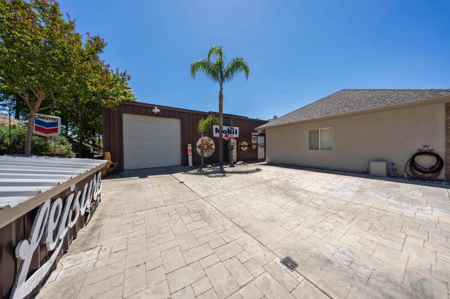 10621 Gibbs Drive