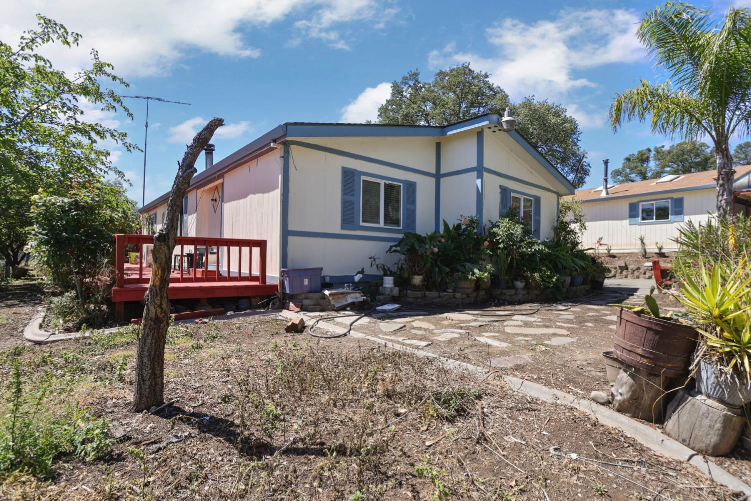 901 Quail Oaks Road
