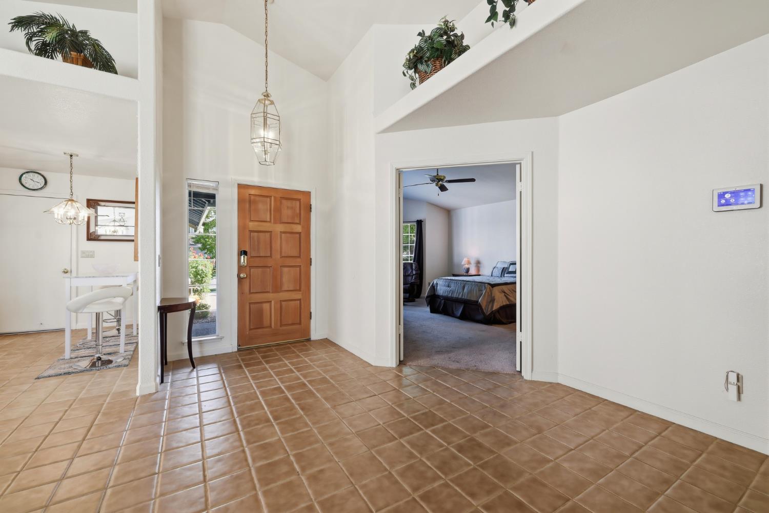 4923 Shady Leaf Way
