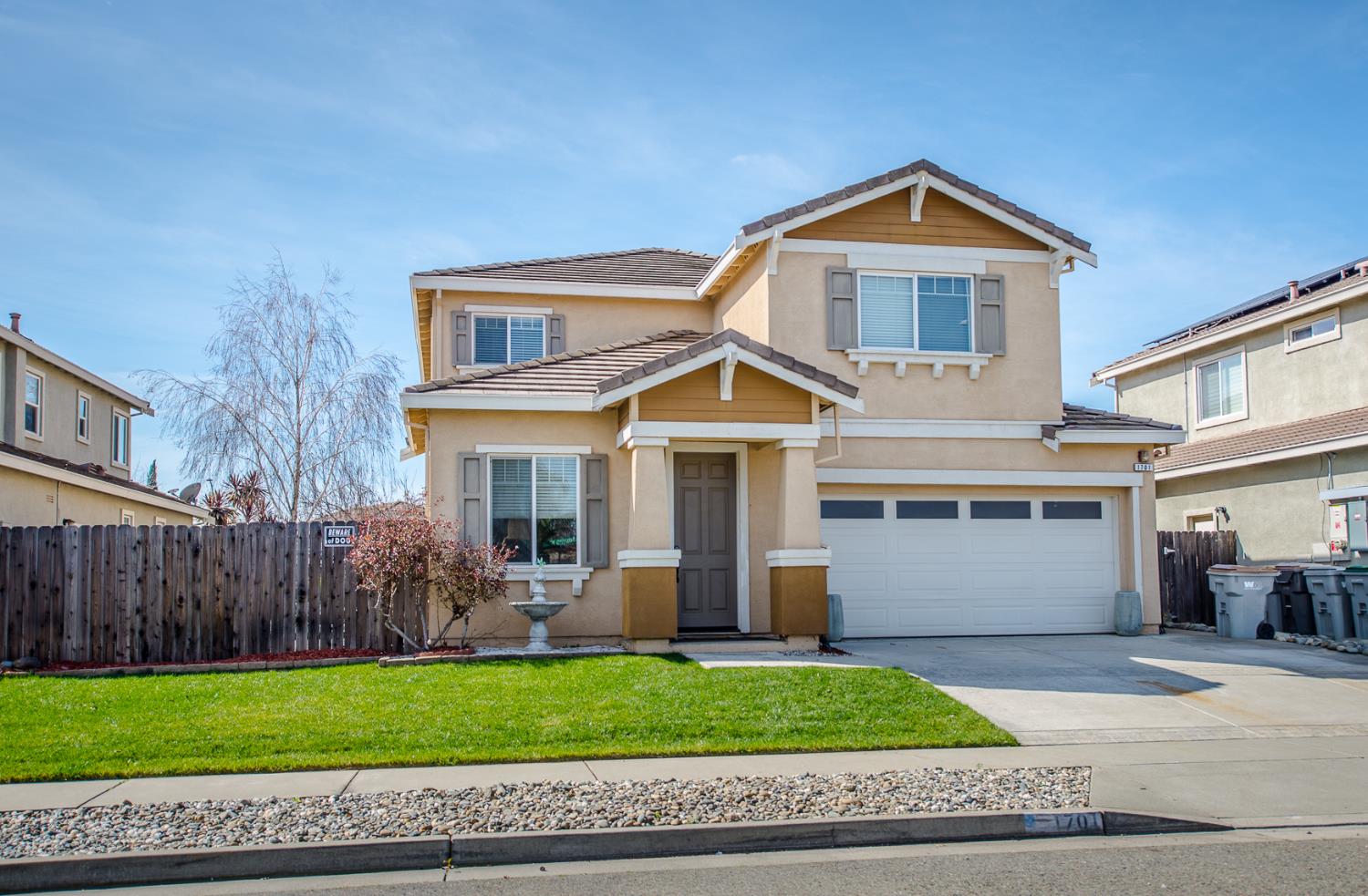 1701 Sandypoint Road