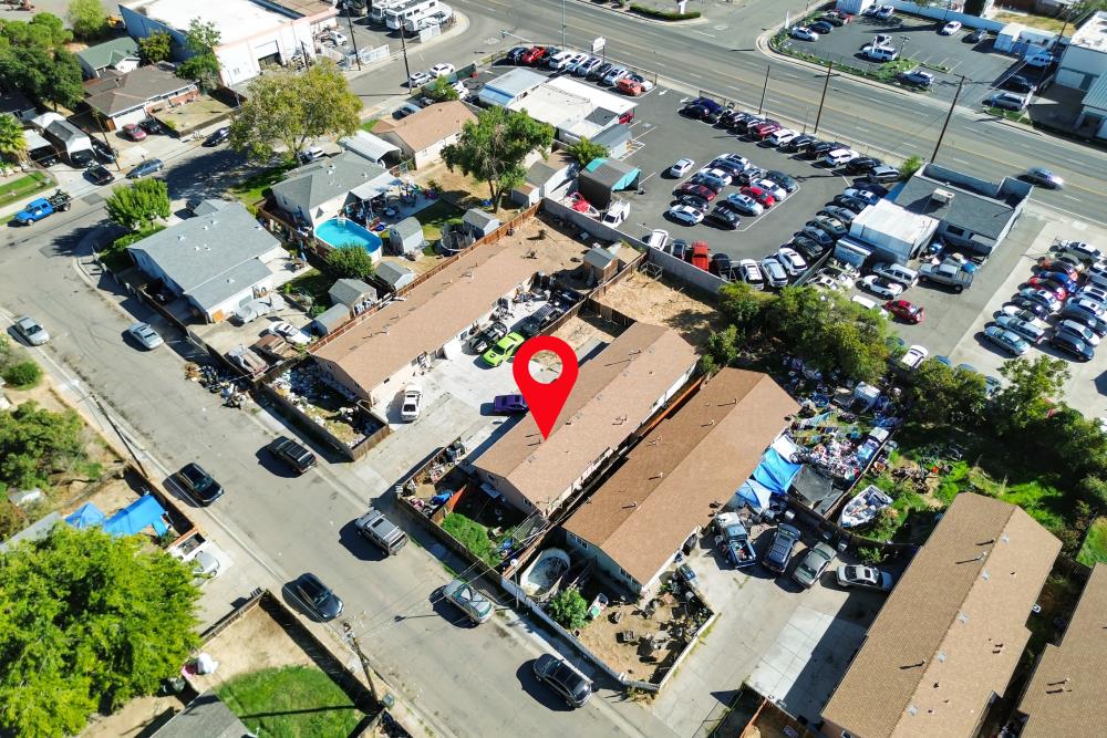 1528 Orlando Way