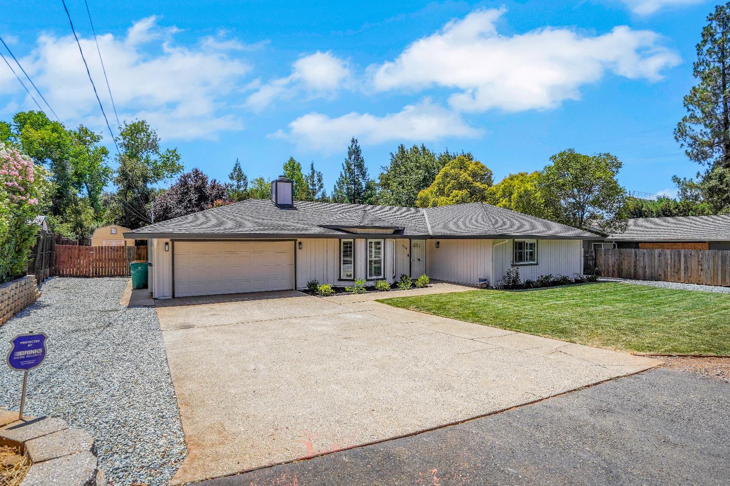 3240 Country Club Drive