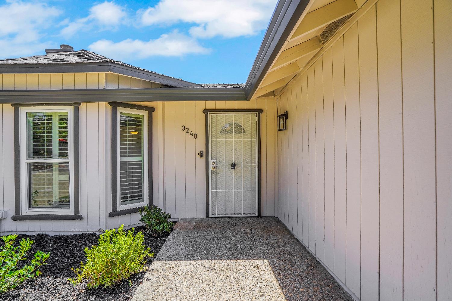 3240 Country Club Drive