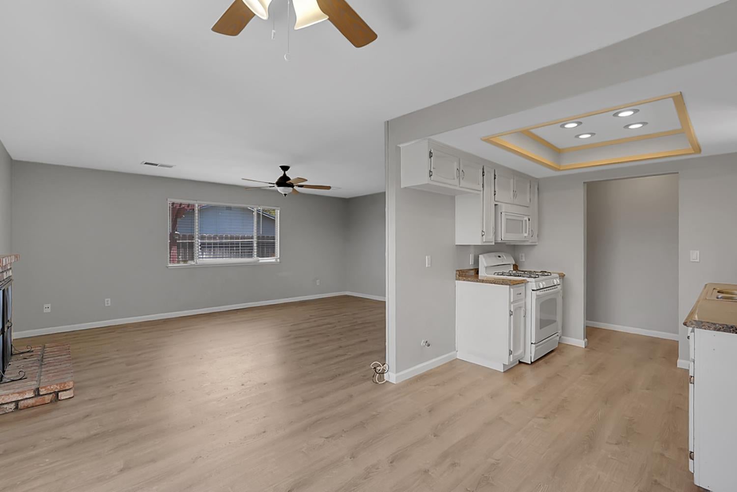 3024 Conant Avenue - Photo 4