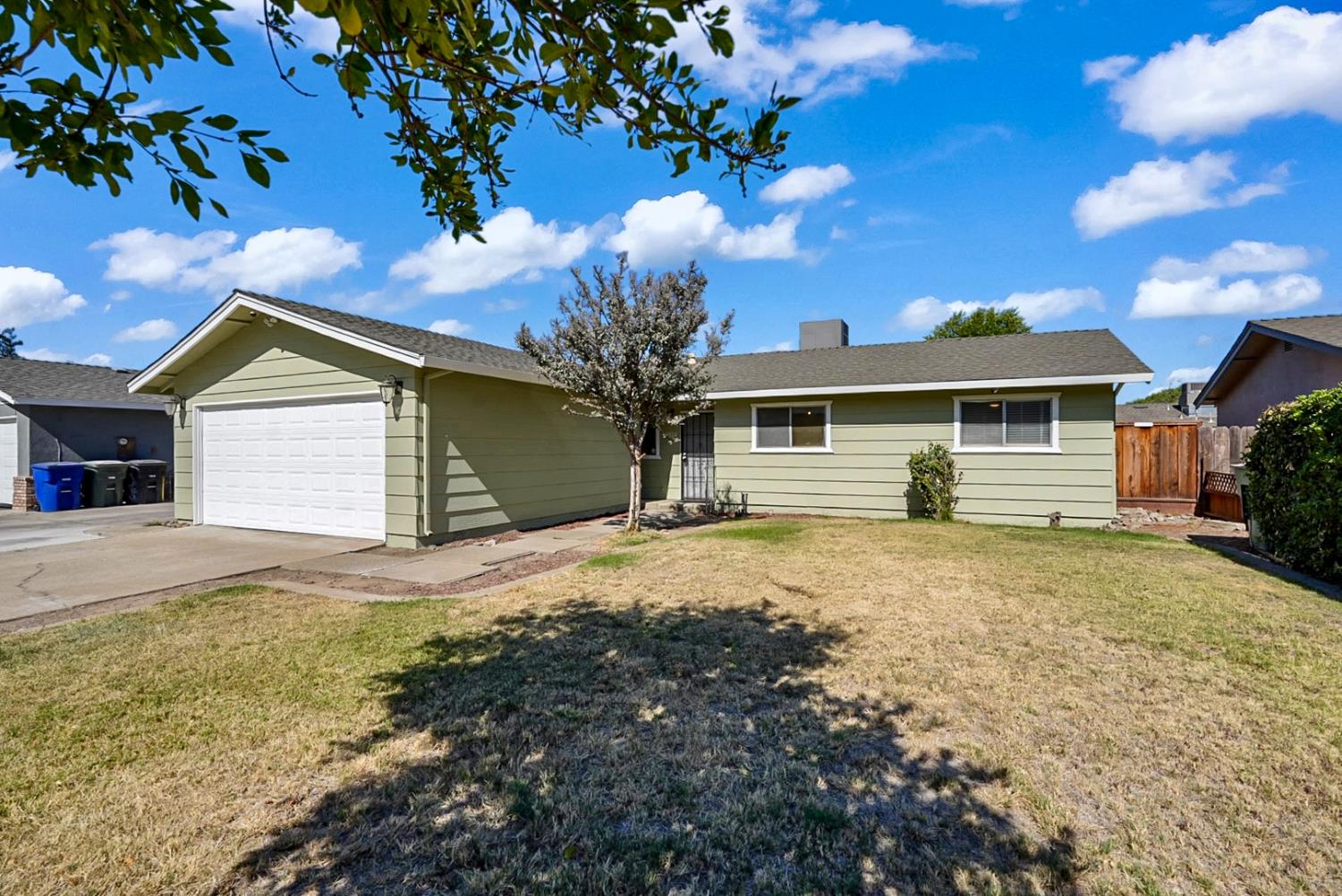 3024 Conant Avenue - Photo 3