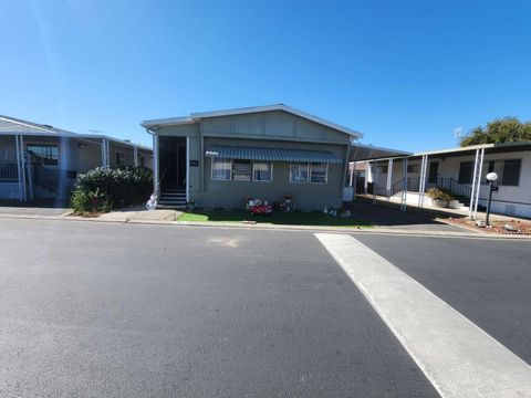 2505 Jackson Avenue 132 Escalon CA 95320