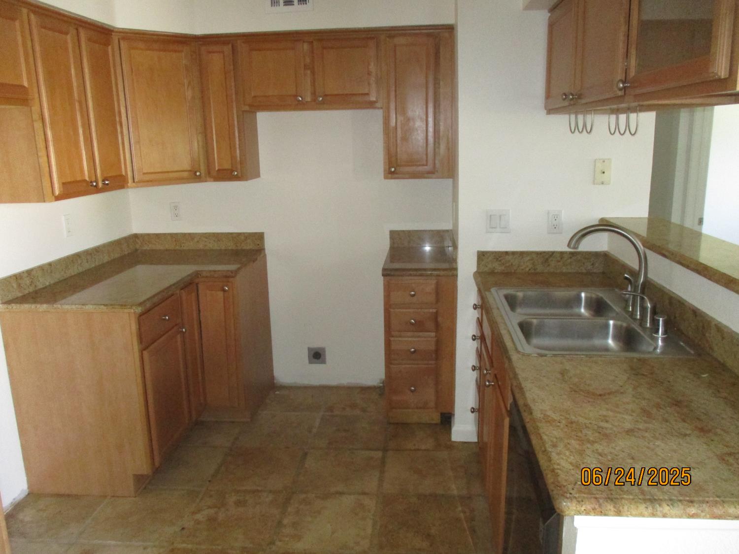 885 Halidon Way 1023