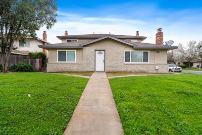 5755 Blachly Way Sacramento CA 95841