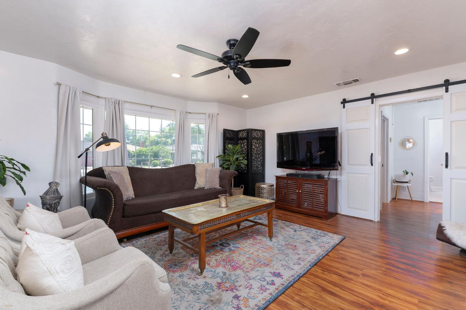 1305 Glenwood Drive