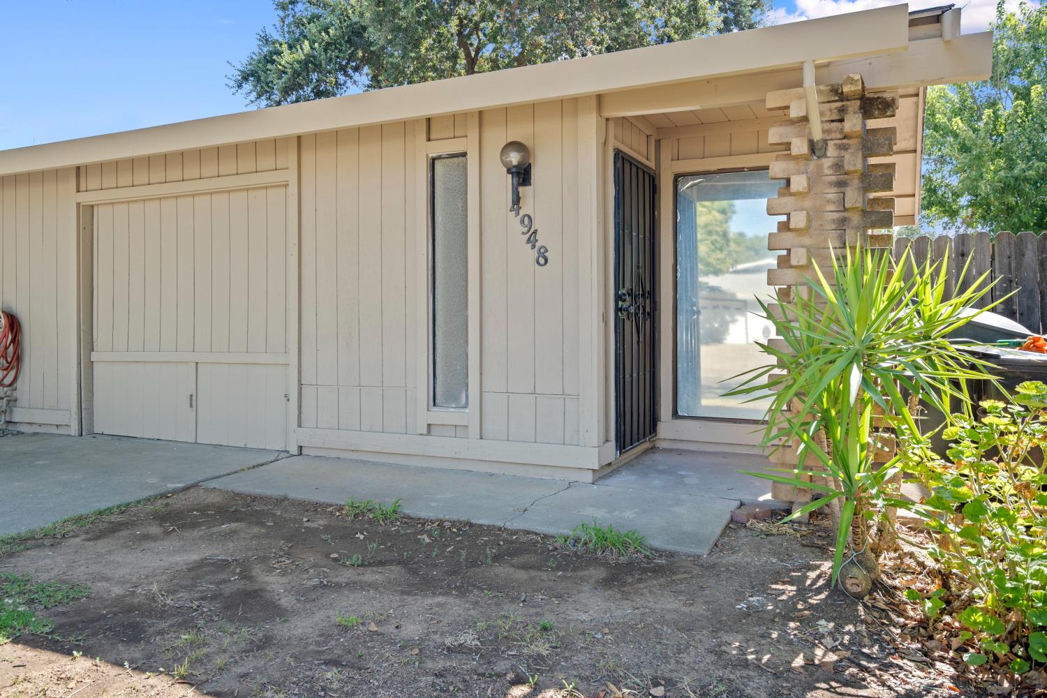 4948 Yucca Way
