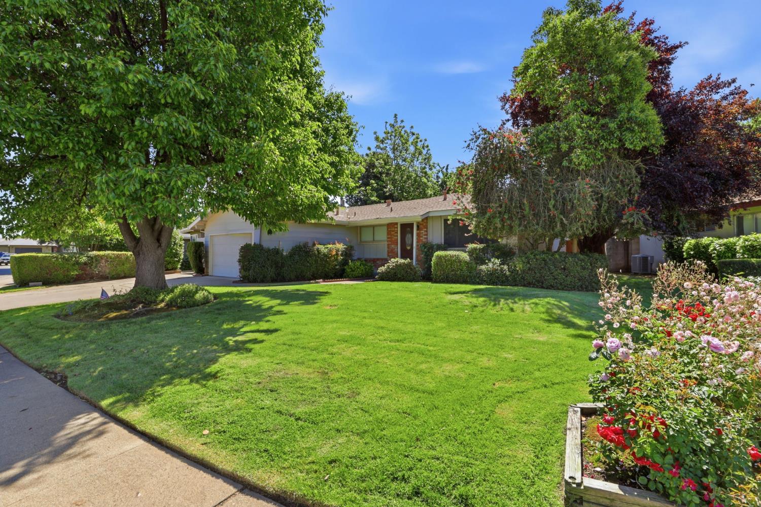 2545 Notre Dame Drive