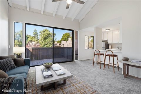 820 Woodside Lane E.. 3 Sacramento CA 95825