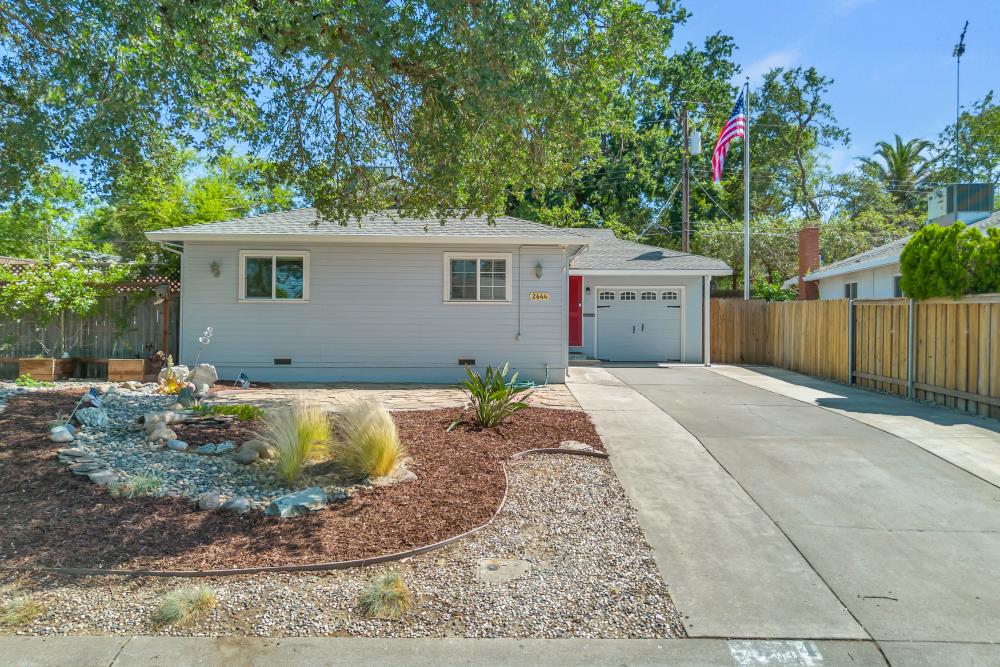 2644 Ball Way
