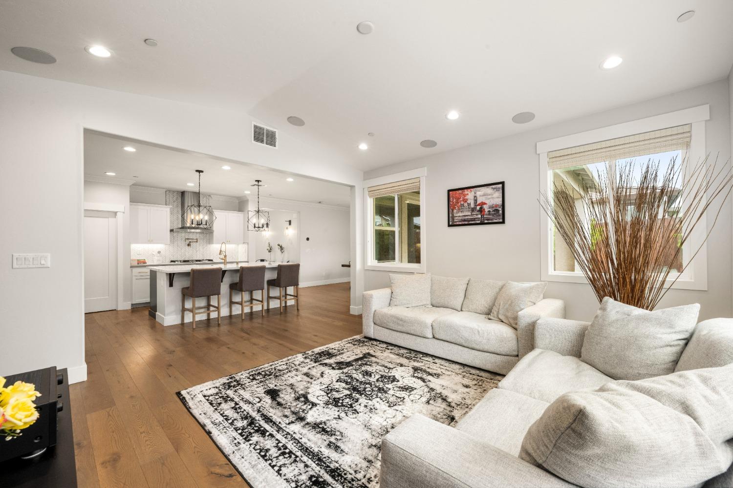 12716 La Granada Way