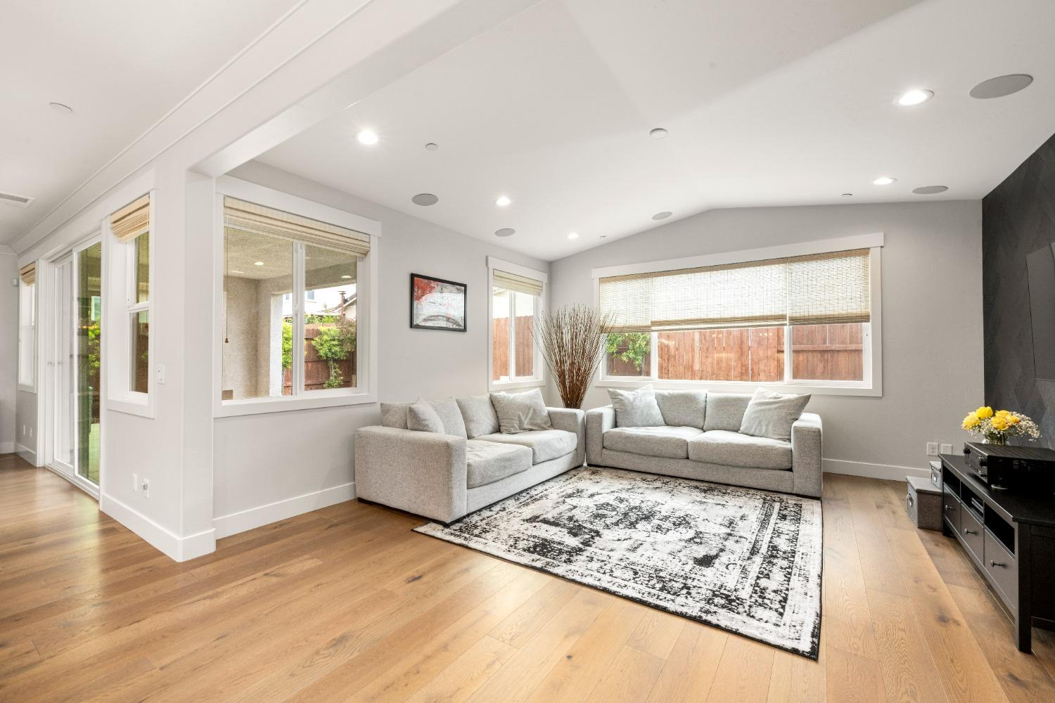 12716 La Granada Way