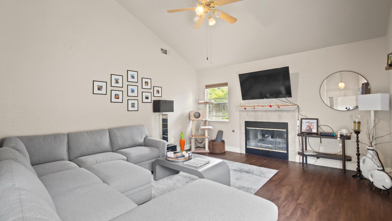 Lodi, California 95242, United States, 3 Bedrooms Bedrooms, ,3 BathroomsBathrooms,Residential,Active,141183